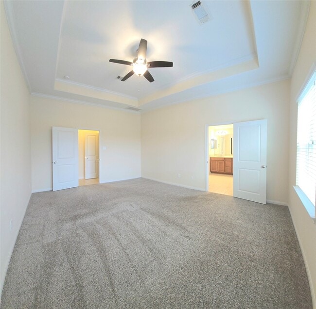 Building Photo - 12846 Northpointe Bend Dr