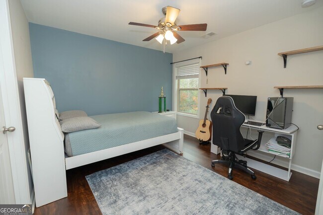 Building Photo - 7245 Heritage Oak Ct