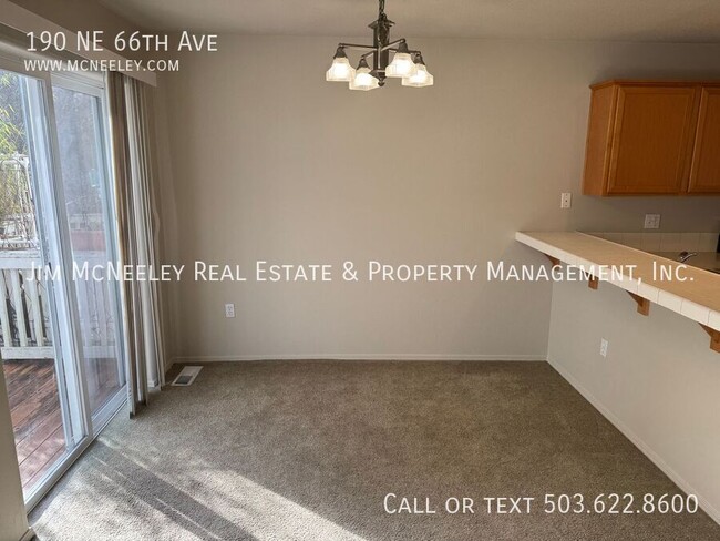 Building Photo - 190 NE 66th Ave