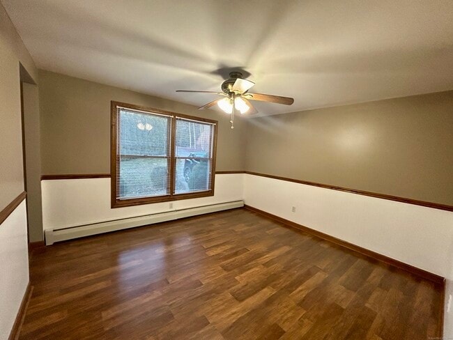 Building Photo - 135 Allison Dr