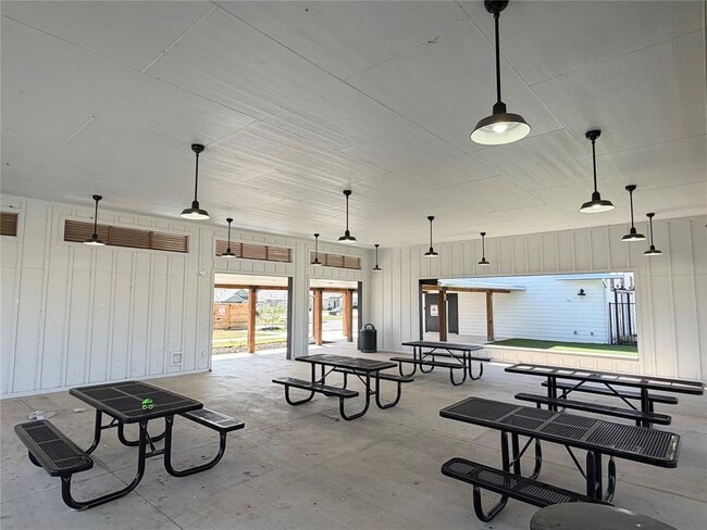 Building Photo - 14301 Sandrock Bnd