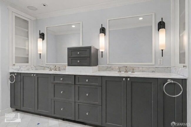 Building Photo - 222 El Camino Del Mar