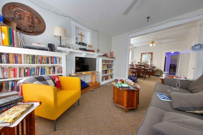 Building Photo - 3111 Portis Ave