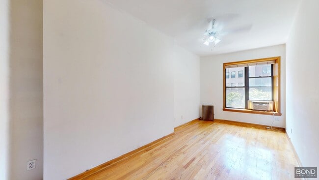 Building Photo - 243 W 72nd St