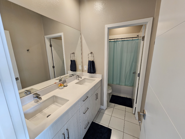 Building Photo - 41 Sea Crest Dr