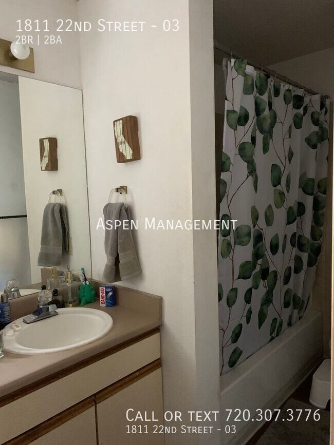 Building Photo - 1811 22nd St