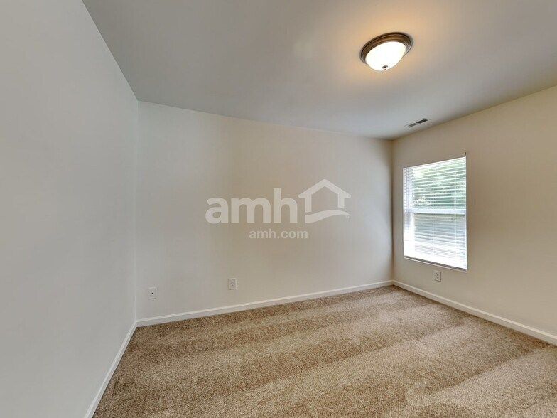 Building Photo - 1129 Rutledge Landing Dr