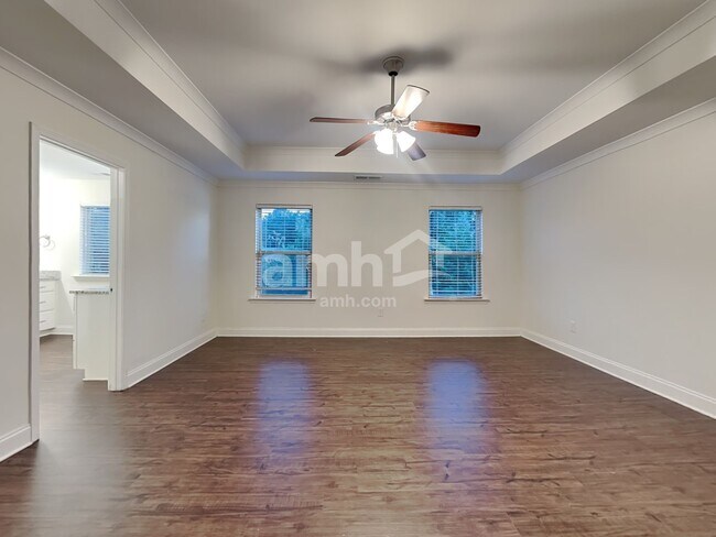 Building Photo - 1682 Weatherbrook Cir