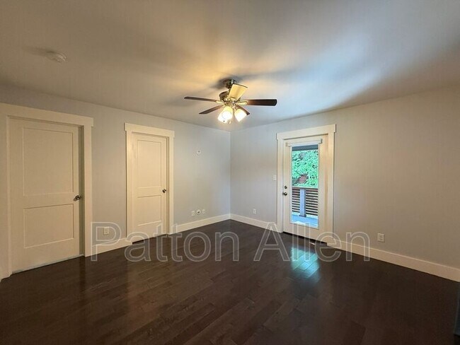 Building Photo - 92 Hibriten Dr