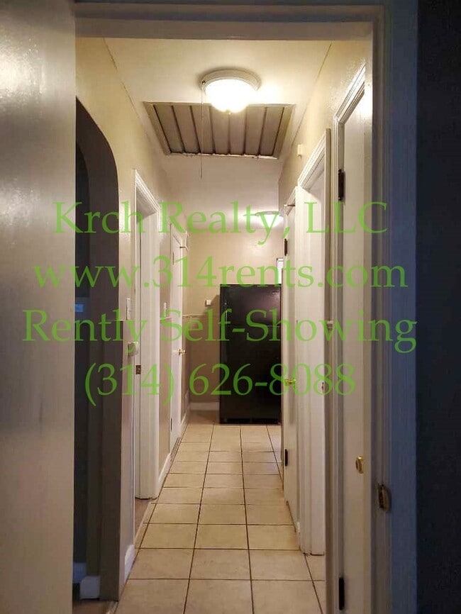 Building Photo - 717 Beardsley Ct