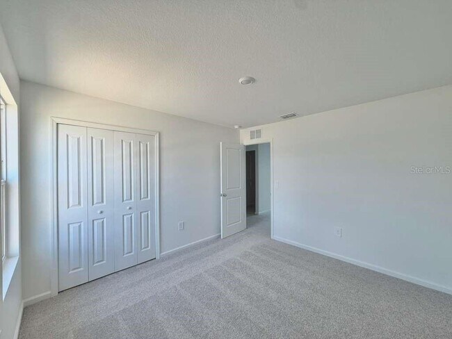 Building Photo - 3354 Alexander Dr