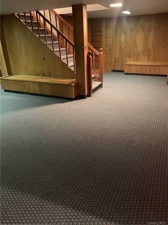 Building Photo - 164 Wildwood Rd