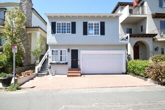 Building Photo - j421