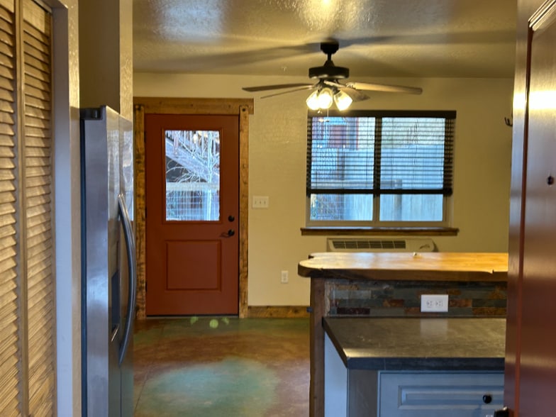 Building Photo - 6248 Three Needles Ln