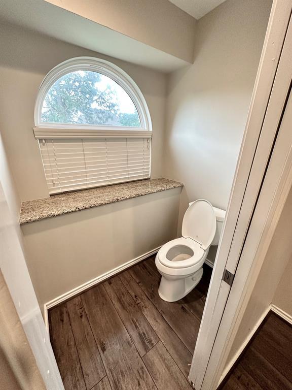 Building Photo - 4842 Green Trail Dr