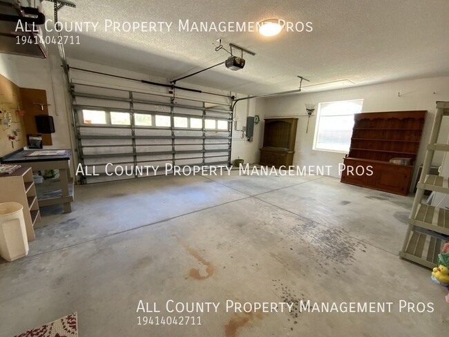 Building Photo - 1030 Bayshore Dr
