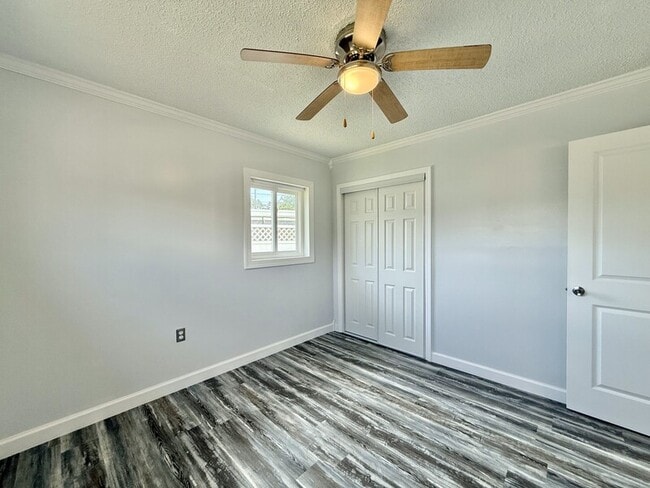 Building Photo - 5045 Osprey Ln