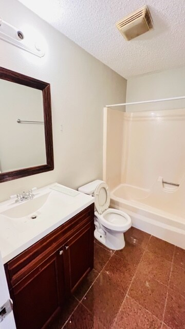 Building Photo - 1432 Spanish Oaks Dr