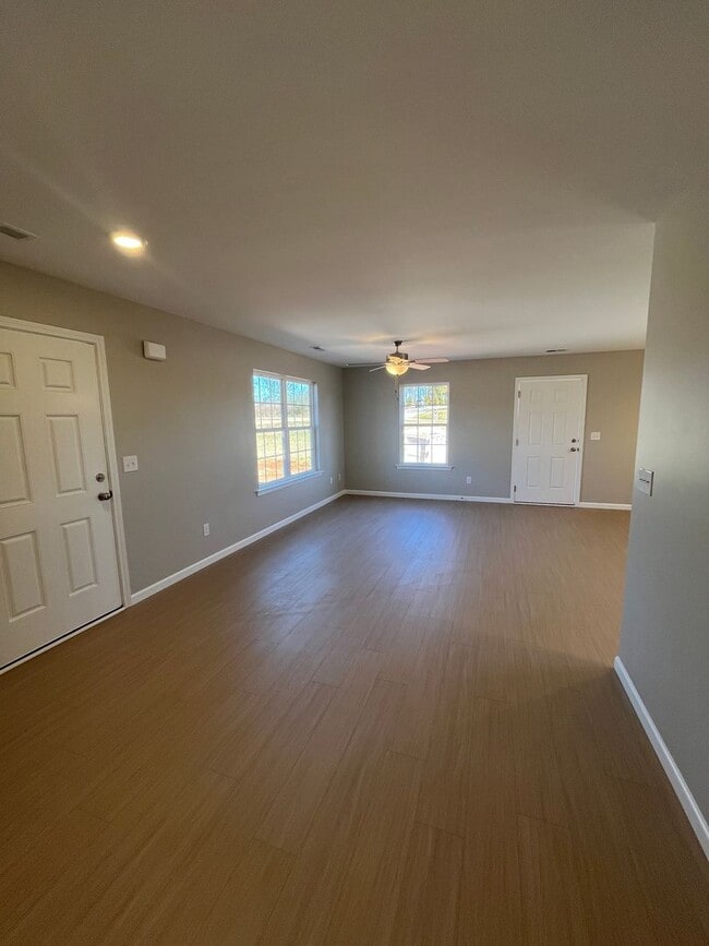 Building Photo - 494 State Rd S-42-2289