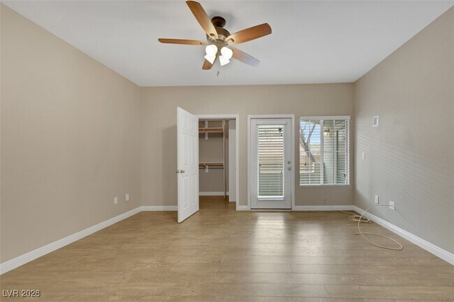 Building Photo - 6160 Rumrill St