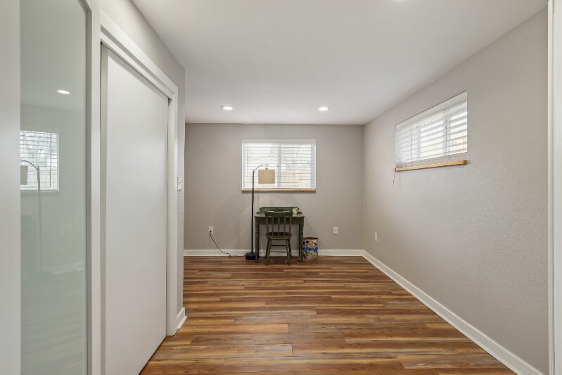 Building Photo - 616 2nd St