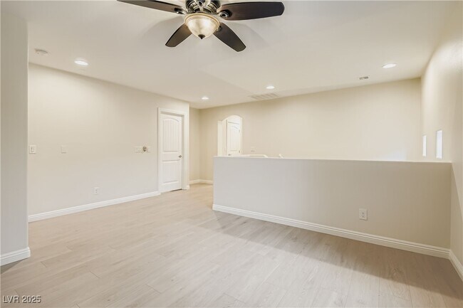 Building Photo - 10933 Mt Pendleton St