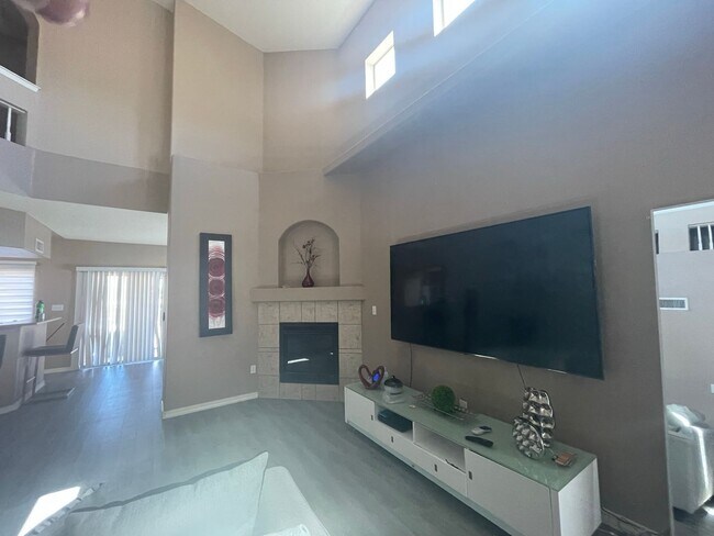 Building Photo - East Sides Charming 4-Bedroom, 2.5-Bath Home with Loft