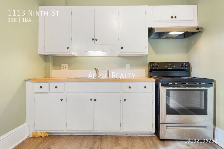 Building Photo - 1113 9th St