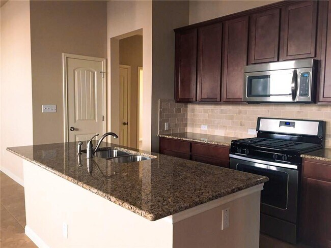 Building Photo - 5621 Porano Cir