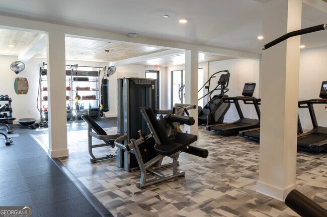 Building Photo - 305 Collins Industrial Way