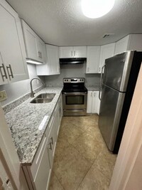 Building Photo - Cozy Upgraded 1bedroom Condo