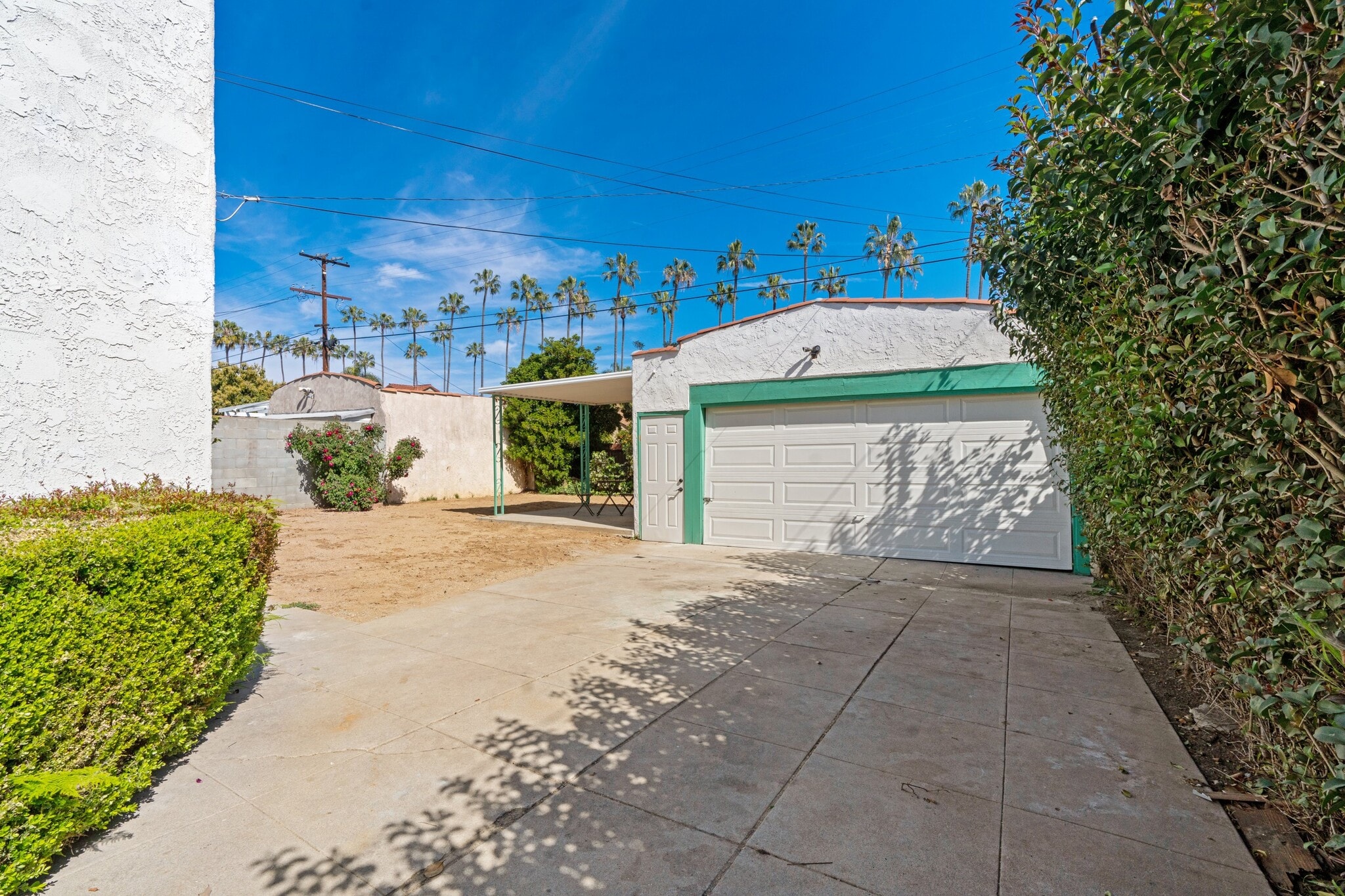 Building Photo - 5606 S Rimpau Blvd