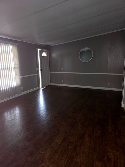 Building Photo - 3513 Sandpiper Rd