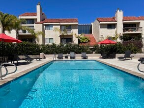 Building Photo - 8180 Manitoba St