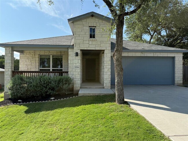 Building Photo - 1706 Omaha Dr