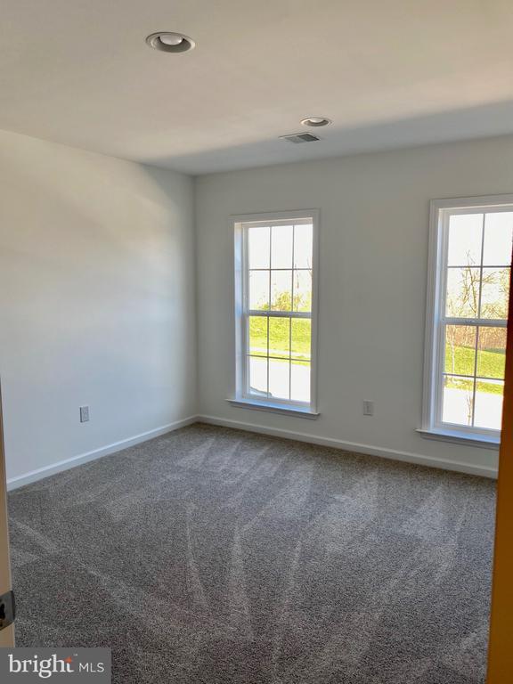 Building Photo - 2246 Red Fox Dr