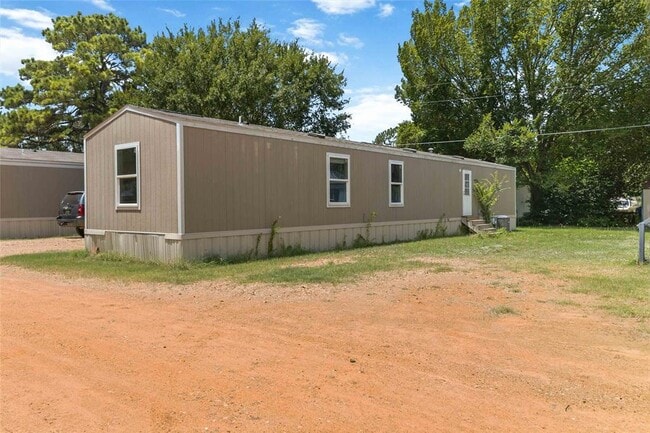 Building Photo - 908 Turney Ln