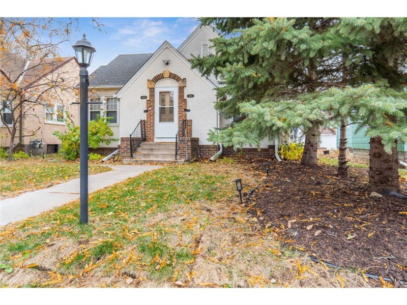 Building Photo - 4329 N Thomas Ave