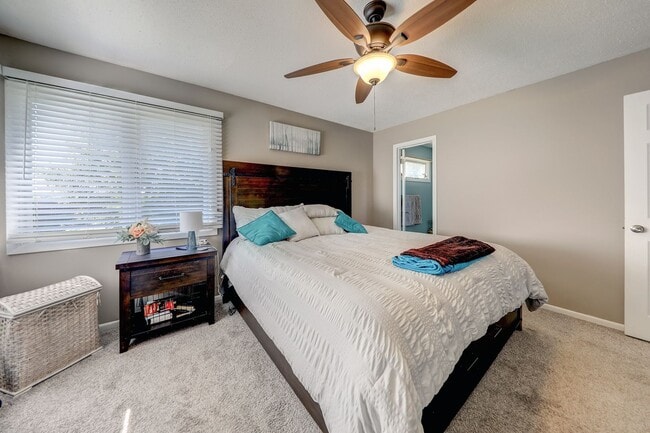 Building Photo - {9534} Updated Nall Hills Home + Two Car Garage + Finished Basement + 3 Full Baths!