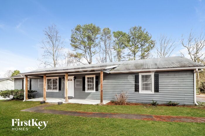 Building Photo - 1715 Straw Valley Rd