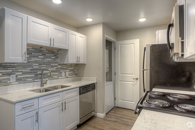 Kitchen and Washer & Dryer - The Place at Barker Cypress - 1822