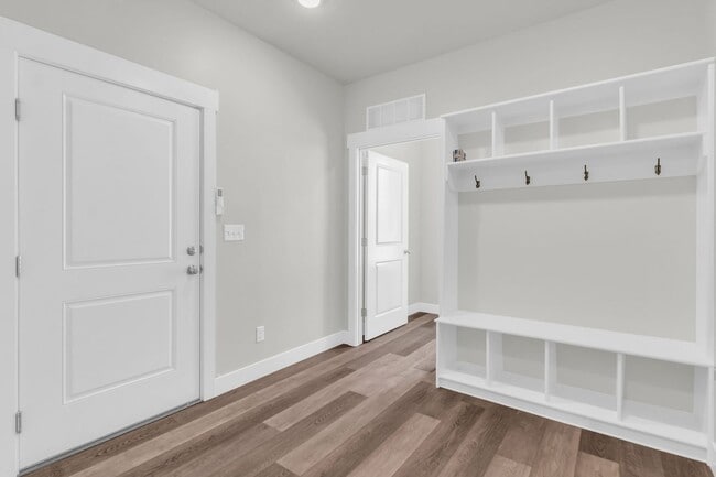 Building Photo - New 2024 Townhome with Office & 2 Car Garage