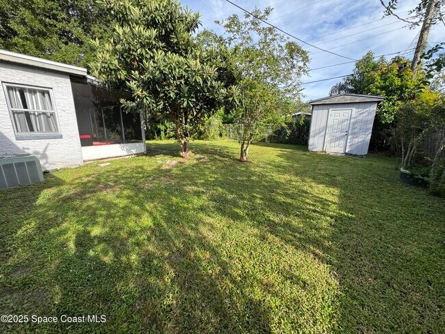 Building Photo - 14 Hardee Cir S