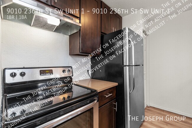 Building Photo - 9010 236th St SW