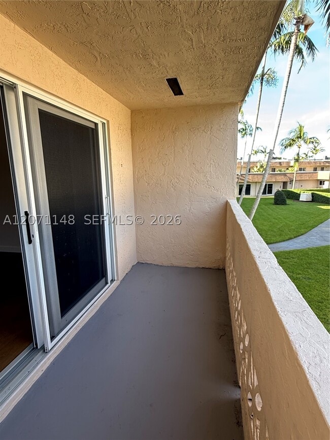 Building Photo - 14500 SW 88th Ave