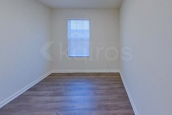 Building Photo - 320 Ironwood Ct