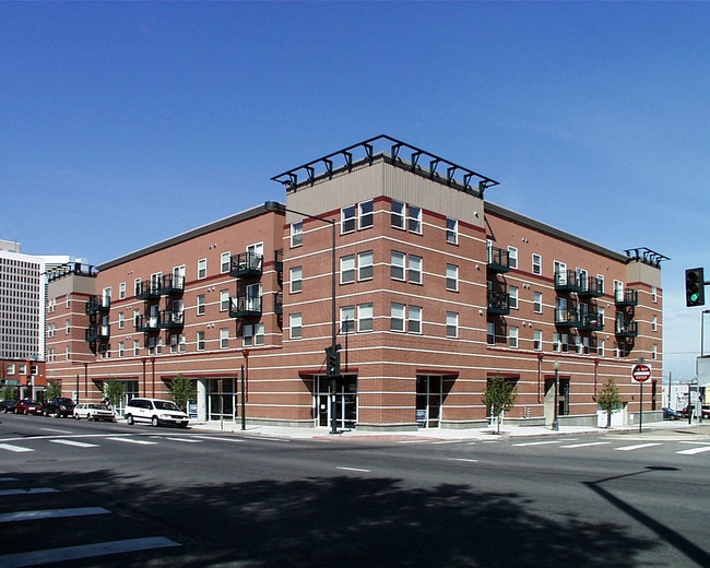 Building Photo - Renaissance off Broadway Lofts
