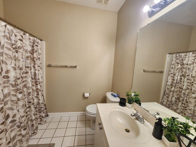 Building Photo - 3109 Wisteria Ln