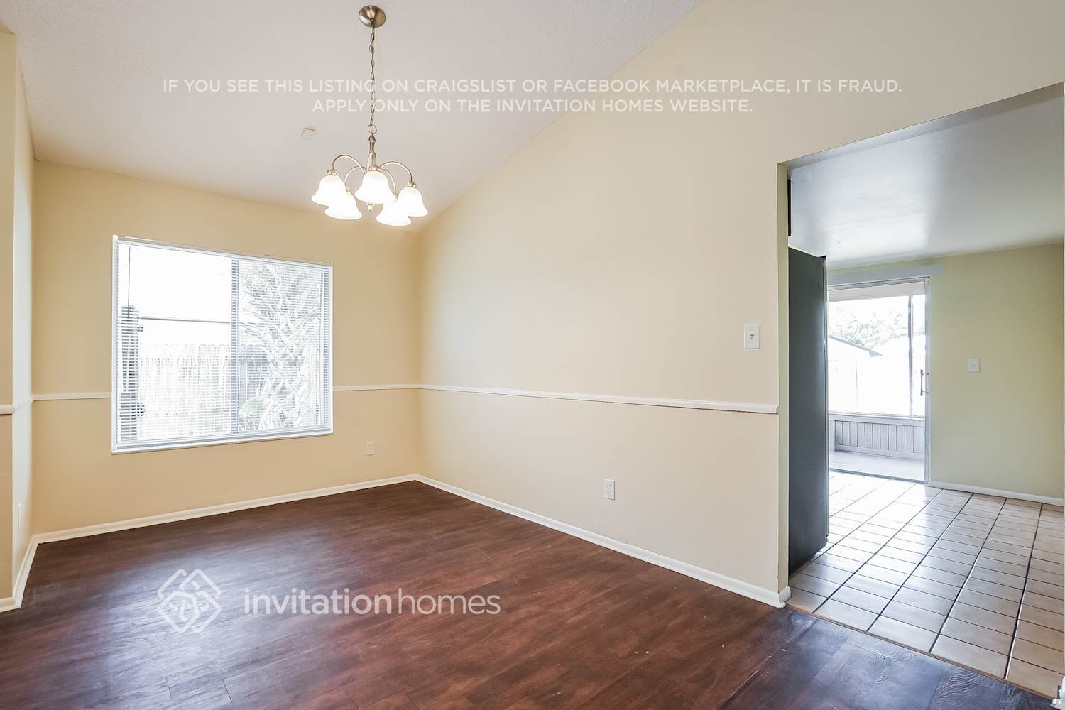 Building Photo - 1380 San Diego Ct