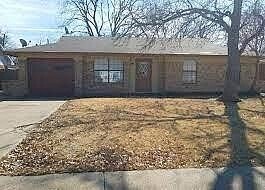 Building Photo - 812 Quinette Dr